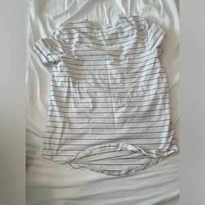 Lululemon cates t shirt